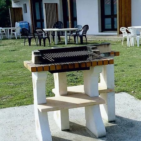 Sous Les Pins 4* Ронс-ле-Бен